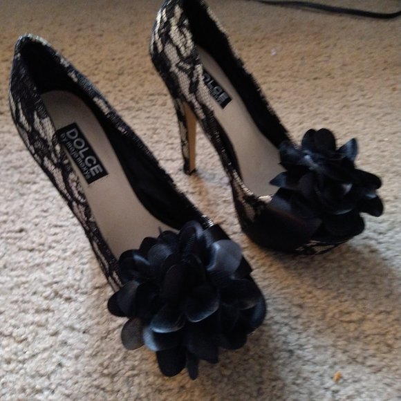 Dolce by Mojo Moxy Shoes - EXTREMELY COOL - DOLCE BY MOJO MOXY - BLACK LACE STILETTOS - SIZE 6